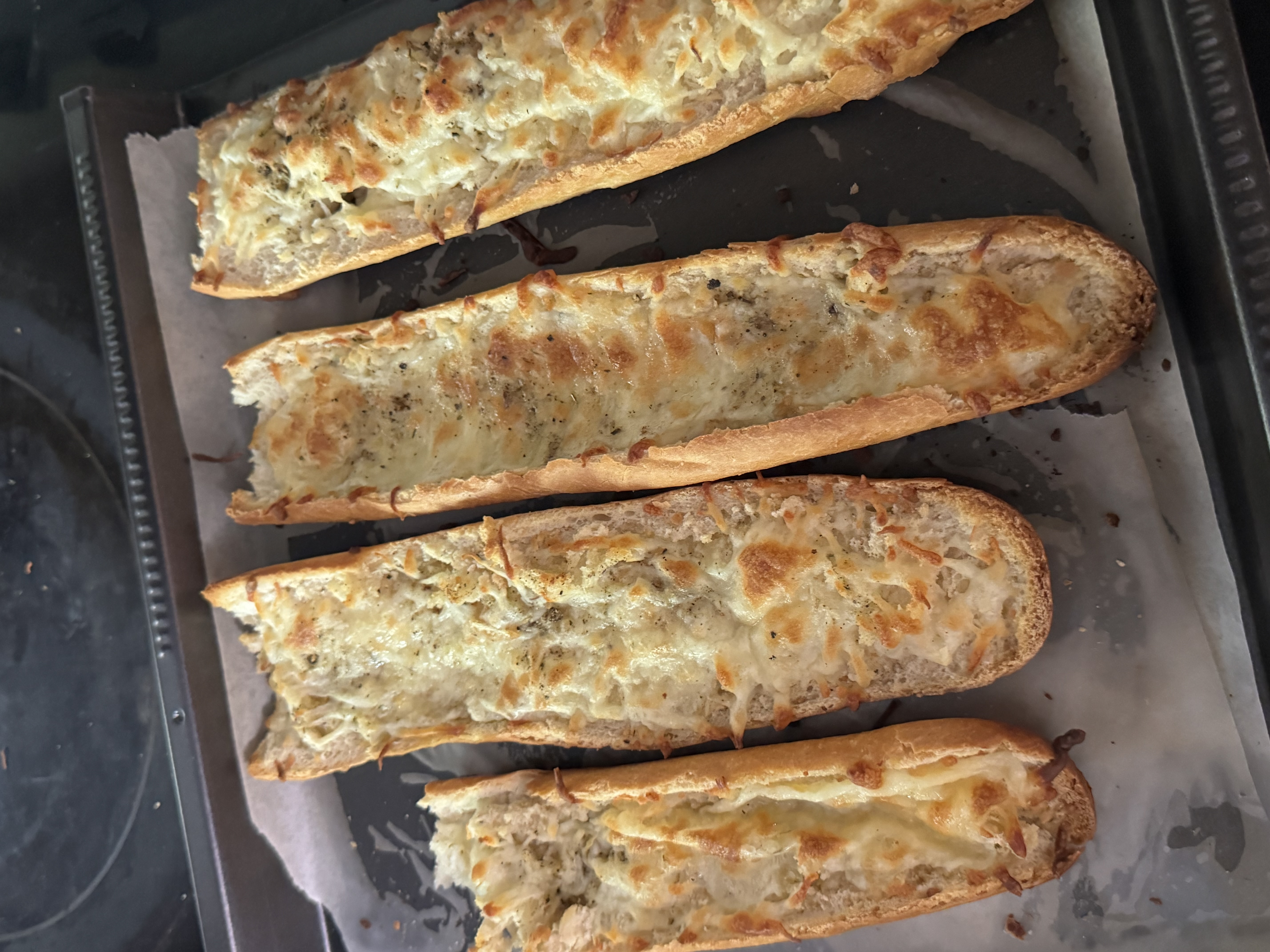 Cheesy Garlic Bread